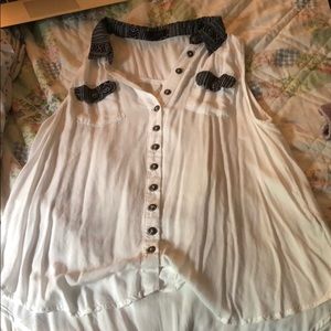 White and black tank top